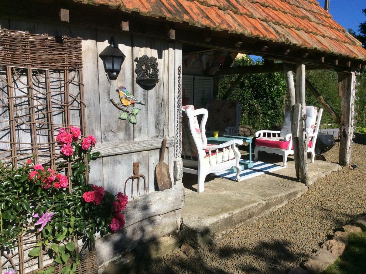 Maison Mai Or La Petite Maison Mai Or La Petite Grange Or All Three La Chapelle-Urée المظهر الخارجي الصورة
